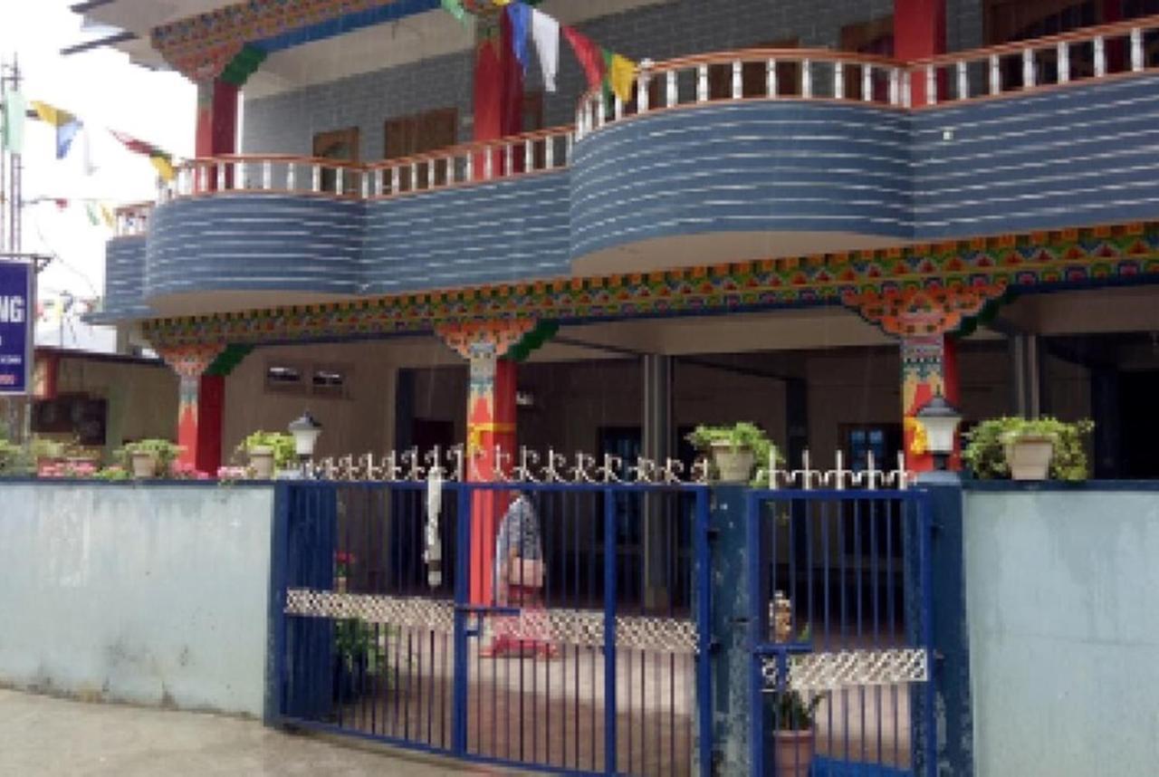 Hotel Samdup Khang Dirāng Exterior foto